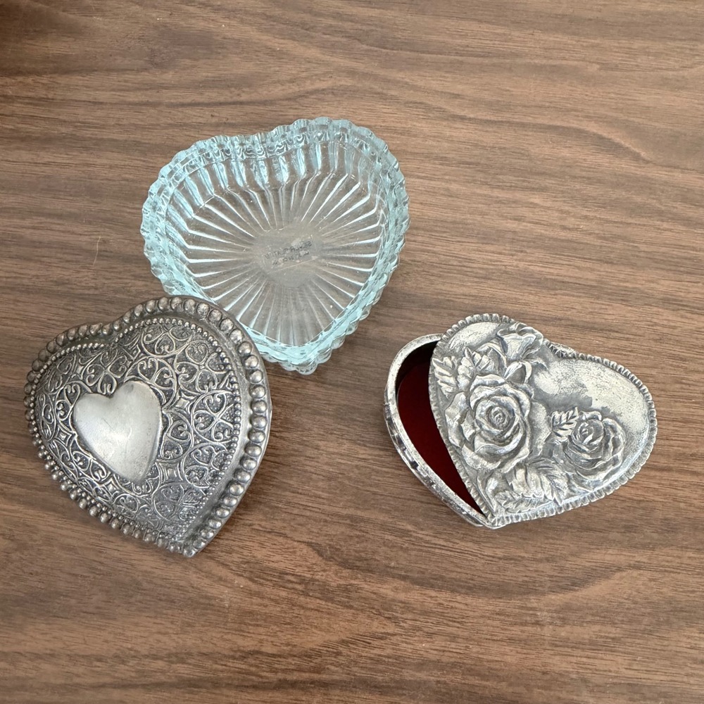 Vintage Heart Trinket Box Silver Plated Glass Filigree & Metal Rose Box Set of 2